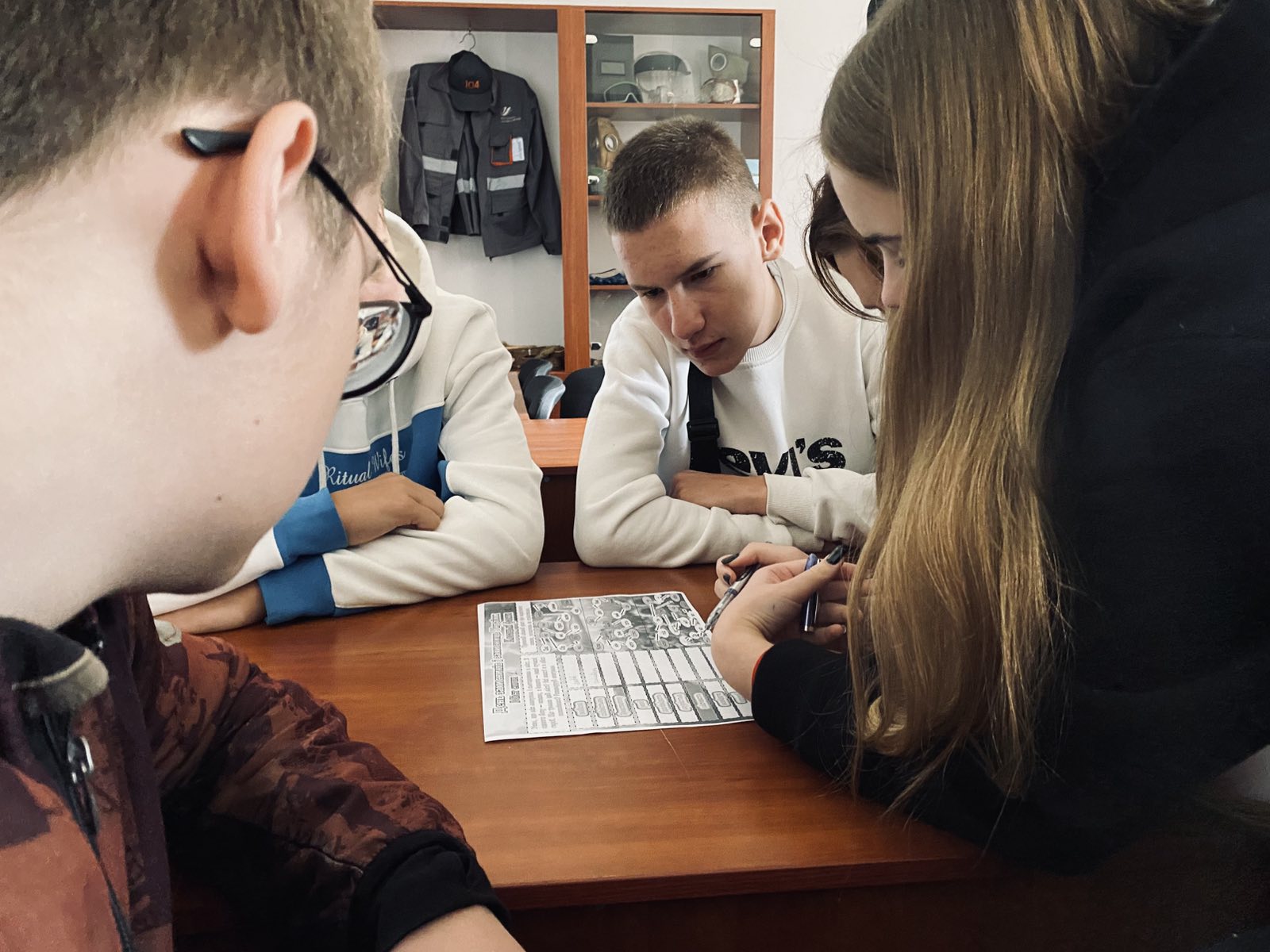 Студенти
